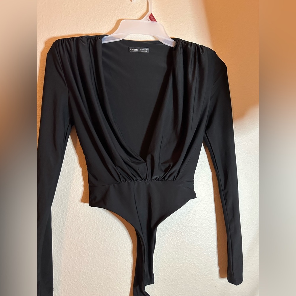Shein black long sleeve v-neck bodysuit (XS)